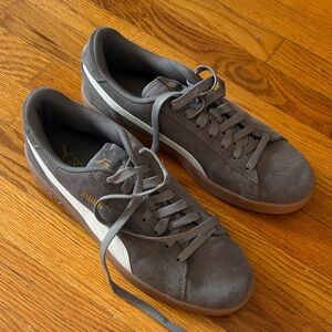 PUMA Smash v2 sneakers, dark gray, size 10.5/28.5cm